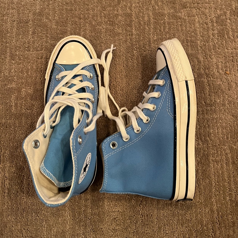 Blue converse